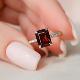 Garnet Centre Stone Ring-00036